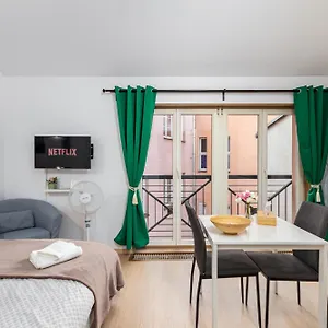 Guest house Private Retreat Close To Stations In 3 